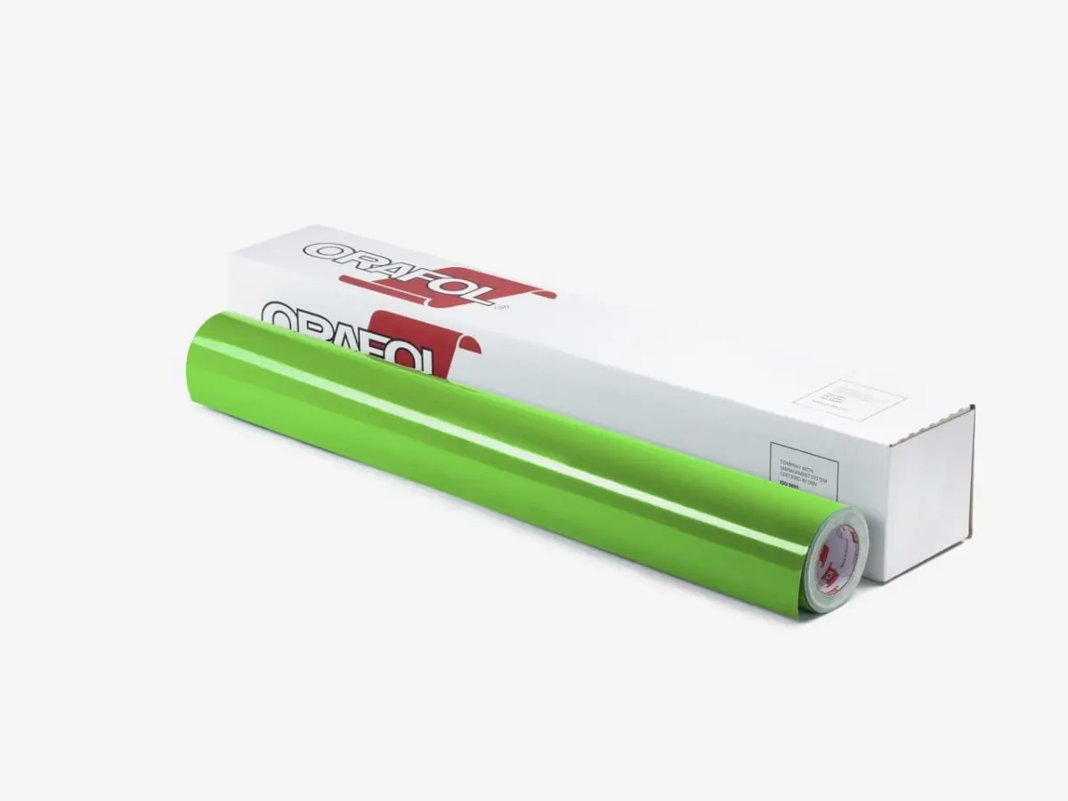 Плёнка ORACAL 8300 (1 × 50 м) 68 травянисто-зелёная