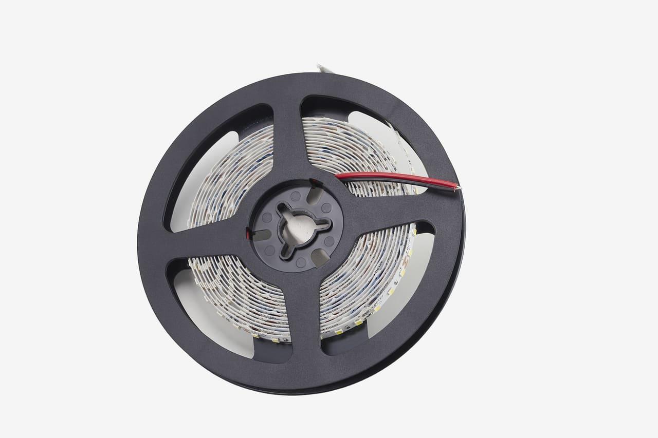 Светодиодная лента REXLIGHT 2835 600led 12V 50W 6000K IP20